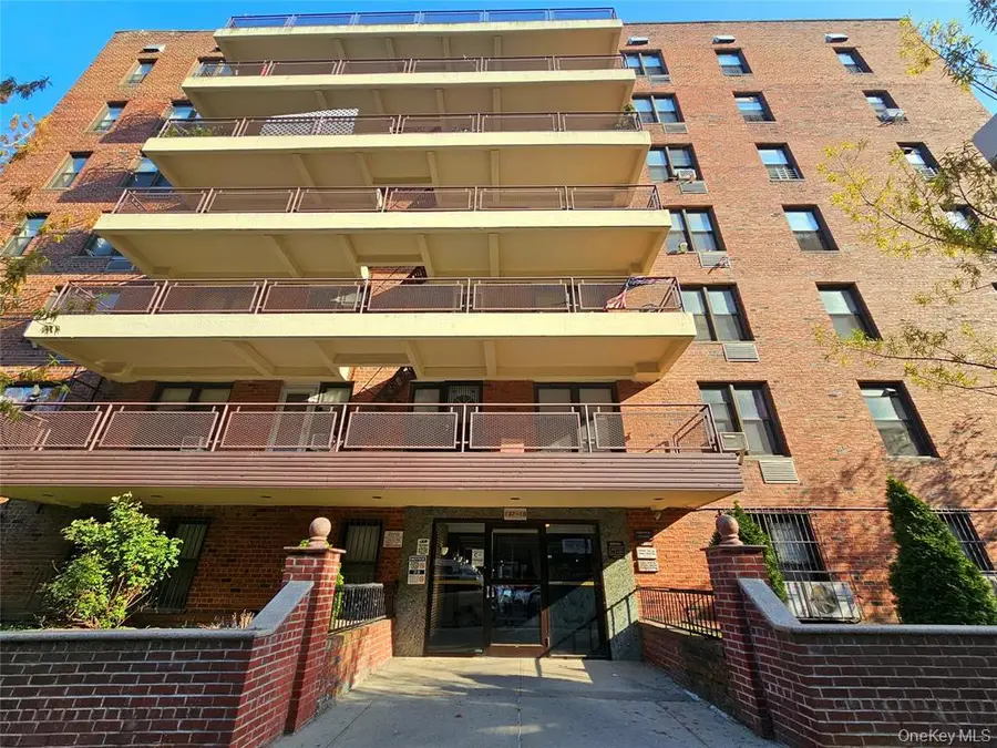 137-10 Franklin Avenue #415, Flushing, NY 11355 - Image #2