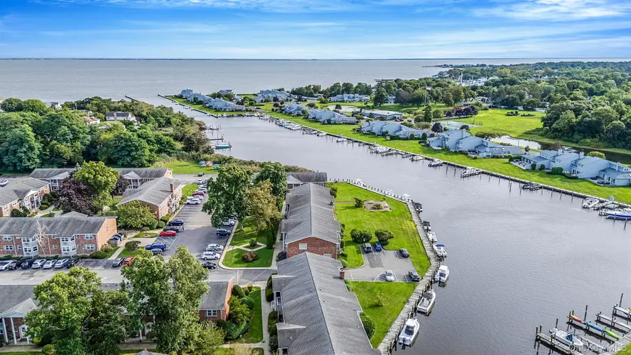 135 Fairharbor Dr #135, Patchogue, NY 11772 - Image #3