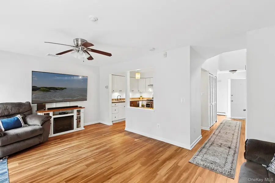 19 Bass Court, Manorville, NY 11949 - Image #3