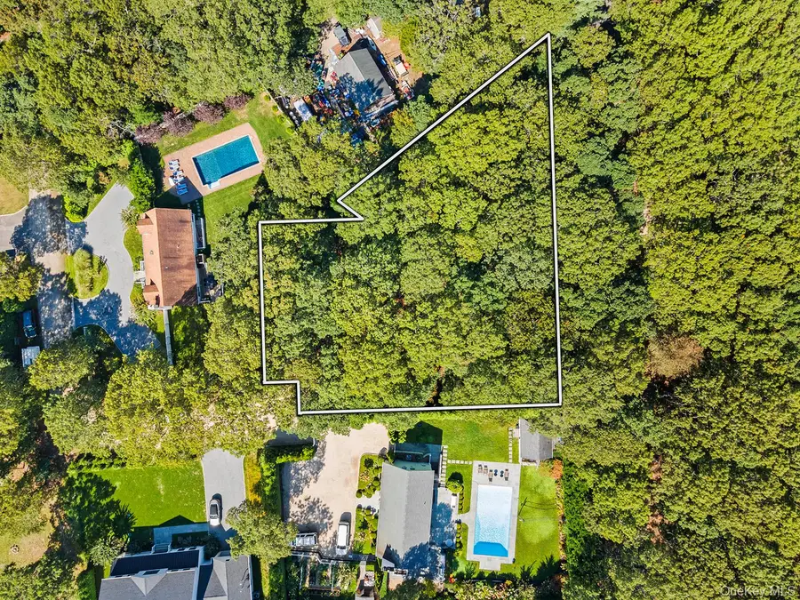 4 Calvin Street, East Hampton, NY 11937 - Image #2