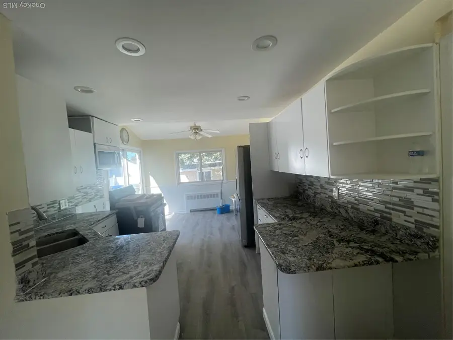 412 37th Street #1 Family, Lindenhurst, NY 11757 - Image #3