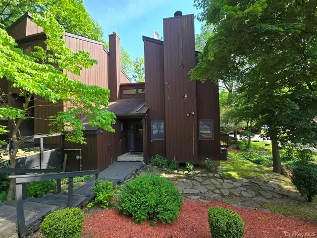 15 Redwood Drive, Highland Mills, NY 10930 - Image #1