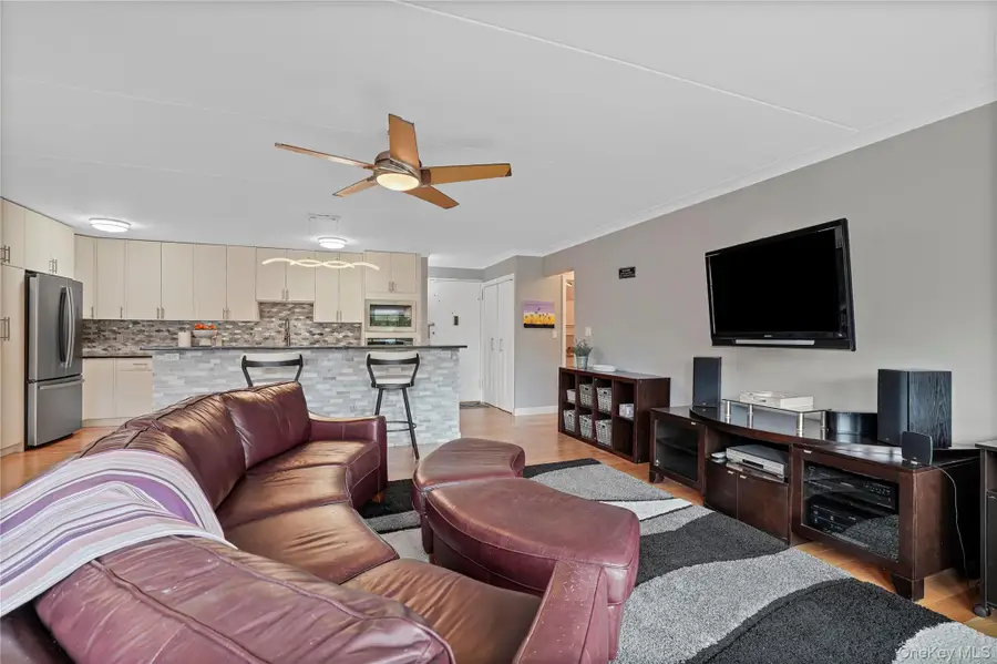 500 High Point Drive #309, Hartsdale, NY 10530 - Image #3