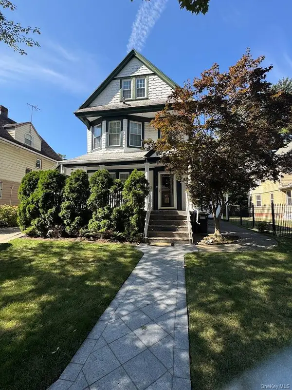 85-32 116 Street, Richmond Hill, NY 11418