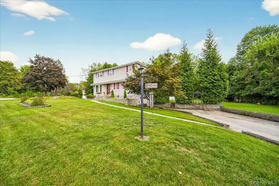 11 Merriewold Lane N, Monroe, NY 10950 - Image #2