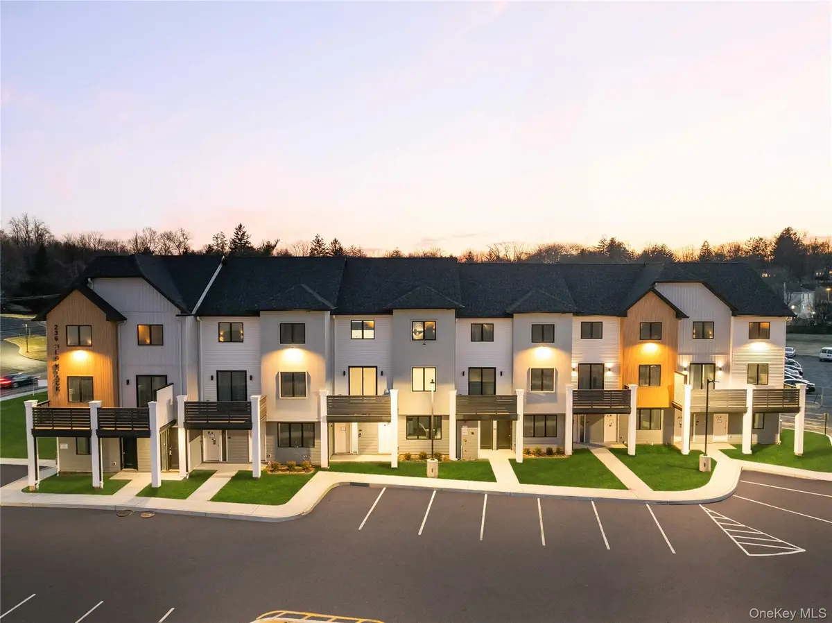 236 Old Nyack Turnpike #201, Spring Valley, NY 10977 - Image #1
