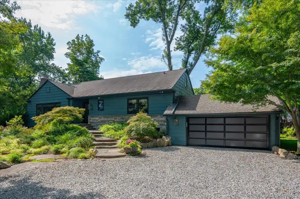 18 S Ridge Road, Larchmont, NY 10538