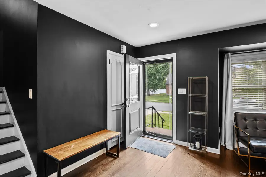 114 Spruce Avenue, Bethpage, NY 11714 - Image #3