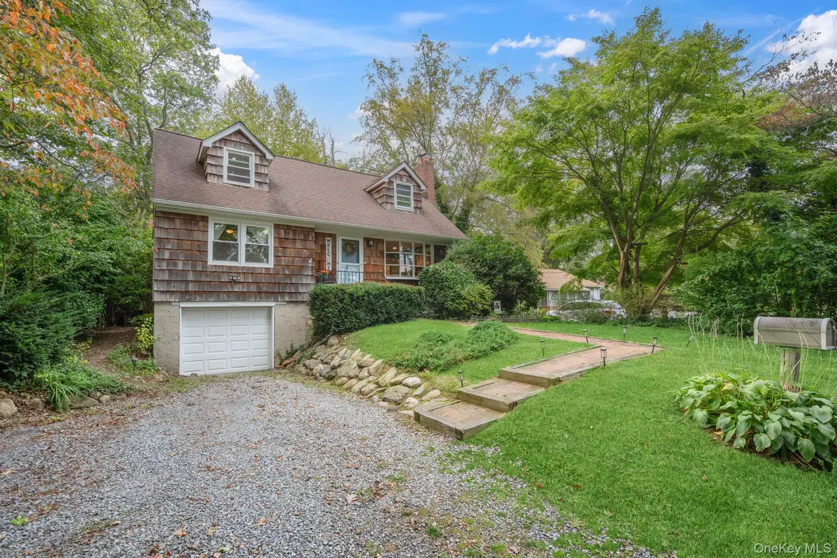 23 Pearwood Drive, Huntington Station, NY 11746 - Image #1