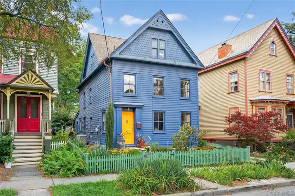 32 Carroll Street, Poughkeepsie, NY 12601