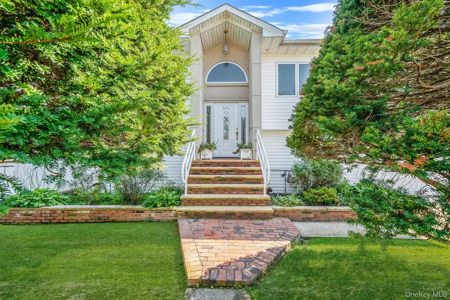 540 Scudder Avenue, Copiague, NY 11726 - Image #2