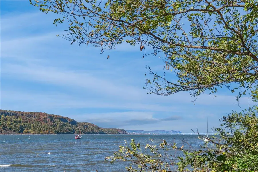 1020 Warburton Avenue #9E, Yonkers, NY 10701 - Image #2