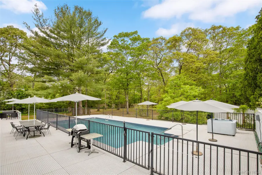 4 Evelyn Court, Westhampton, NY 11978 - Image #3