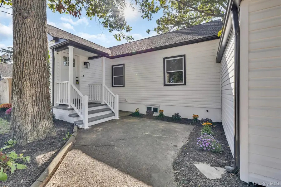 46 N Ocean Avenue, Islip, NY 11751 - Image #3