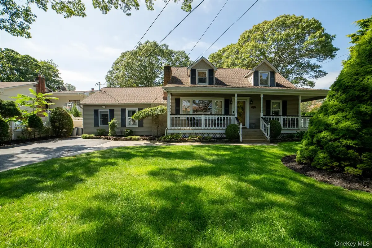 80 Heston Road, Shirley, NY 11967 - Image #1