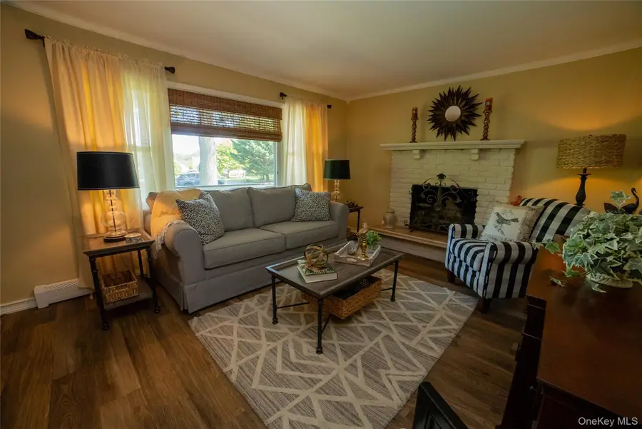 80 Heston Road, Shirley, NY 11967 - Image #3