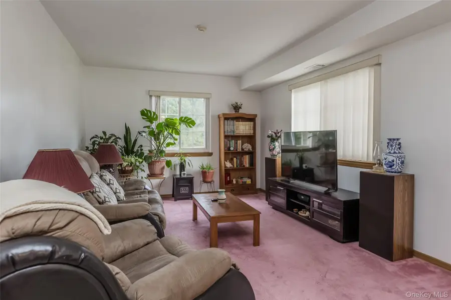 197 Lake Point Circle #197, Middle Island, NY 11953 - Image #3