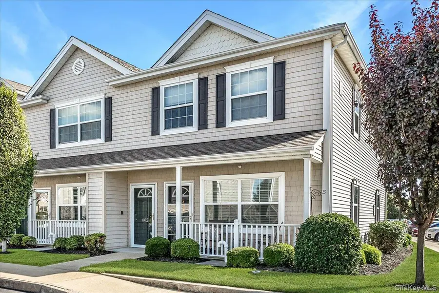 802 Willow Lane #Upper Level, Valley Stream, NY 11580 - Image #2