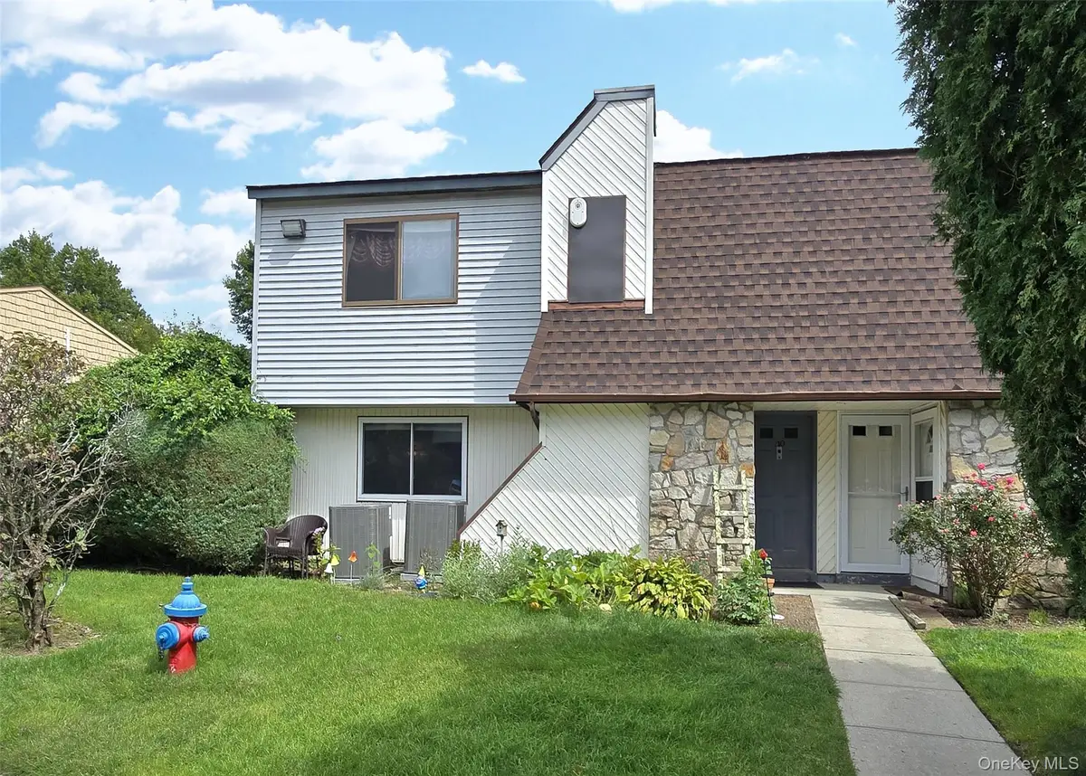 209 Pointe Circle N #209, Coram, NY 11727 - Image #1