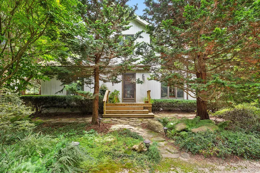 4528 Noyac Road, Sag Harbor, NY 11963 - Image #2