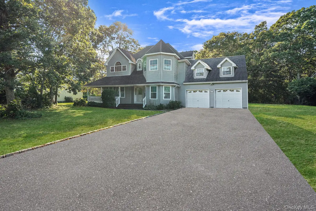 51 Gaetano Lane N, Coram, NY 11727 - Image #1