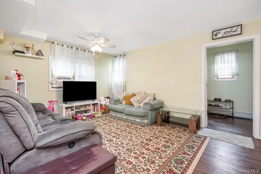 116 Frank Ct Court, Brooklyn, NY 11229 - Image #3