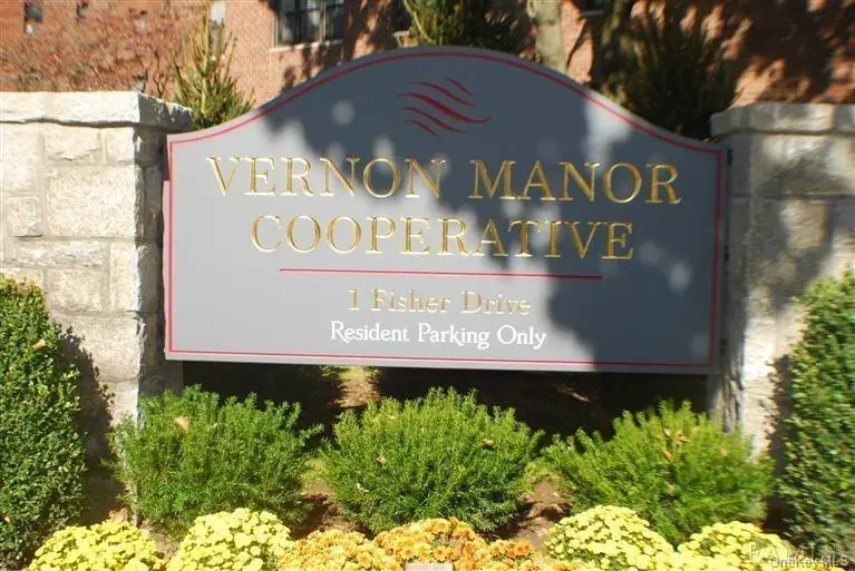 1 Fisher Drive #204, Mount Vernon, NY 10552 - Image #1