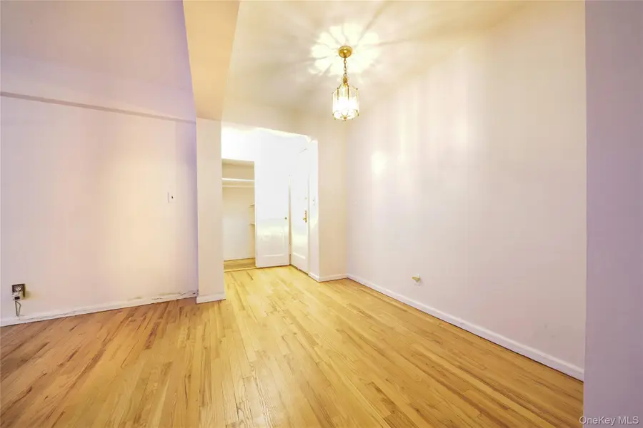 1 Fisher Drive #204, Mount Vernon, NY 10552 - Image #2