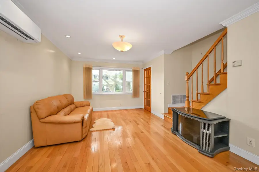 6418 217th Street, Bayside, NY 11364 - Image #2