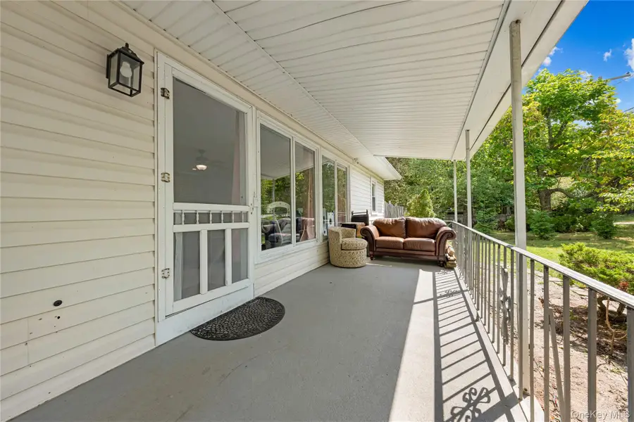 16 Edwards Avenue, Calverton, NY 11933 - Image #3