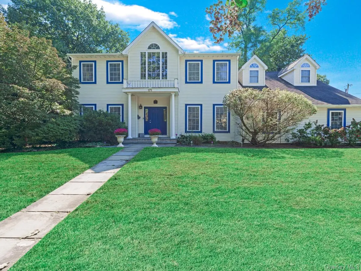 171 Glen Avenue, Sea Cliff, NY 11579 - Image #1