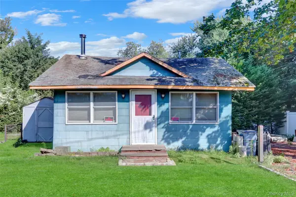 23 Furman Lane, Patchogue, NY 11772