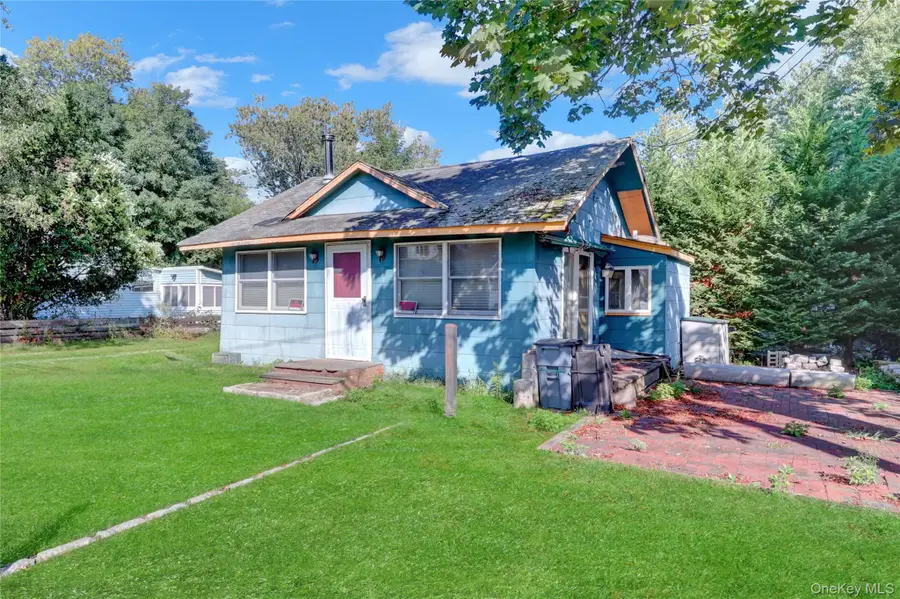 23 Furman Lane, Patchogue, NY 11772 - Image #2