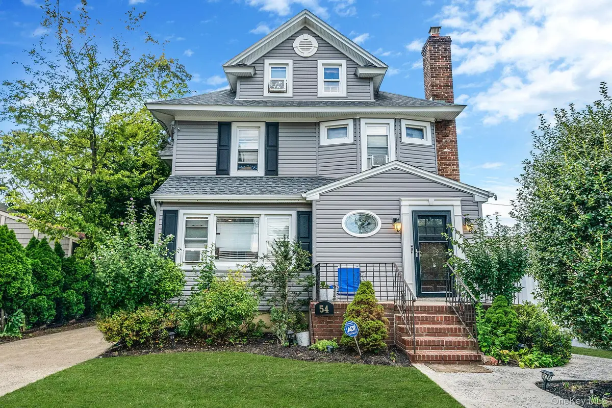 54 S Centre Avenue, Rockville Centre, NY 11570 - Image #1