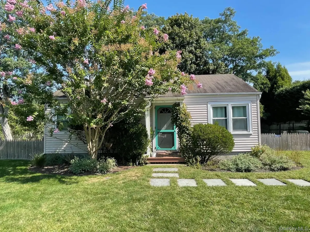 30 Maple Street, Westhampton Beach, NY 11978 - Image #1