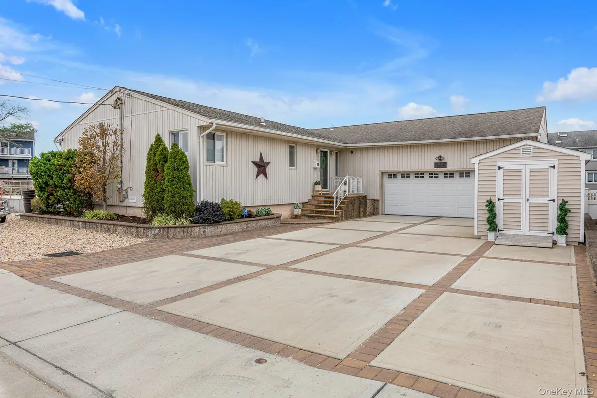 1130 Hayes Place, Baldwin Harbor, NY 11510 - Image #1