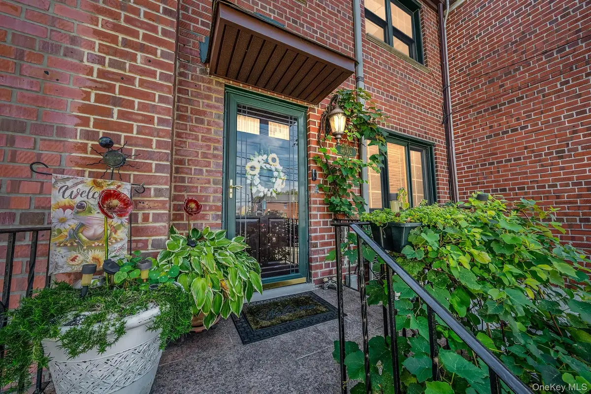 6002 80th Avenue, Glendale, NY 11385 - Image #1