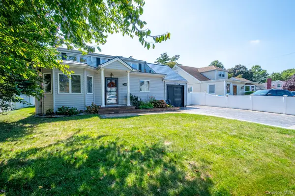 1020 Henhawk Road, Baldwin, NY 11510