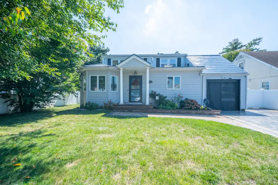 1020 Henhawk Road, Baldwin, NY 11510 - Image #2