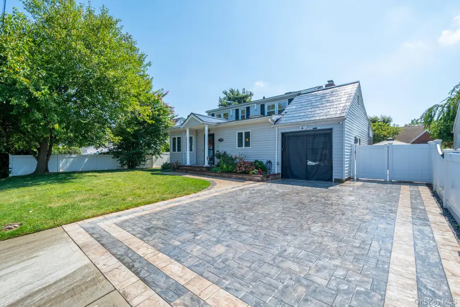 1020 Henhawk Road, Baldwin, NY 11510 - Image #3