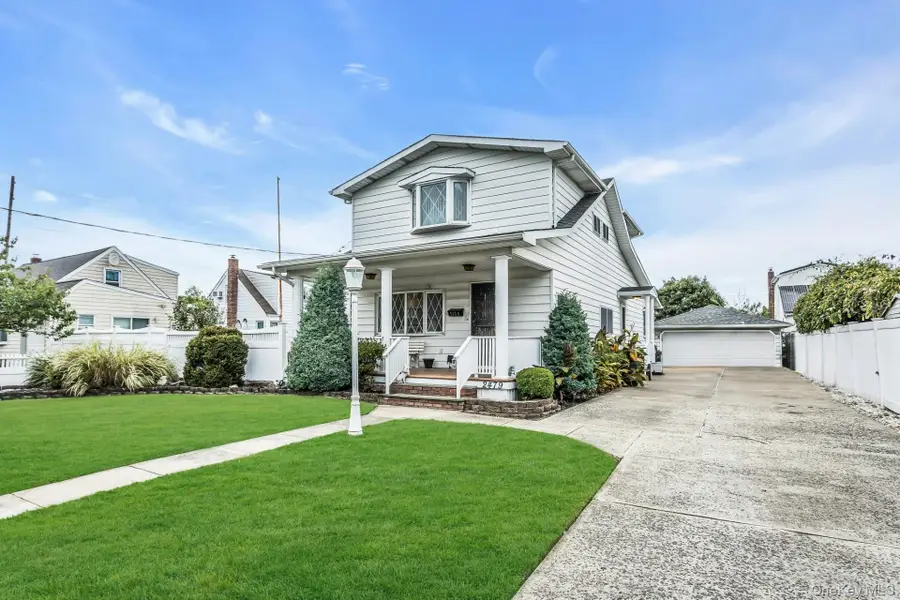 2479 Tonquin Street, East Meadow, NY 11554 - Image #2
