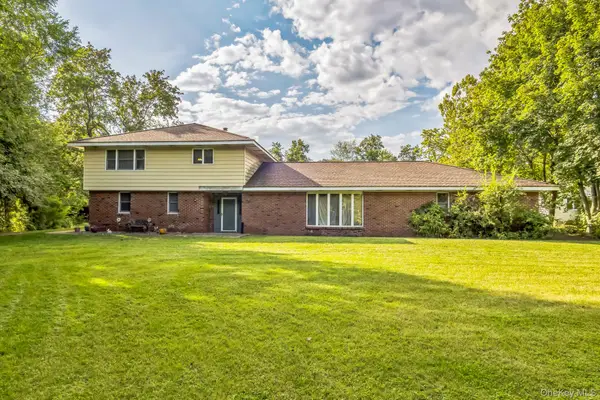 24 New Road, Milton, NY 12547