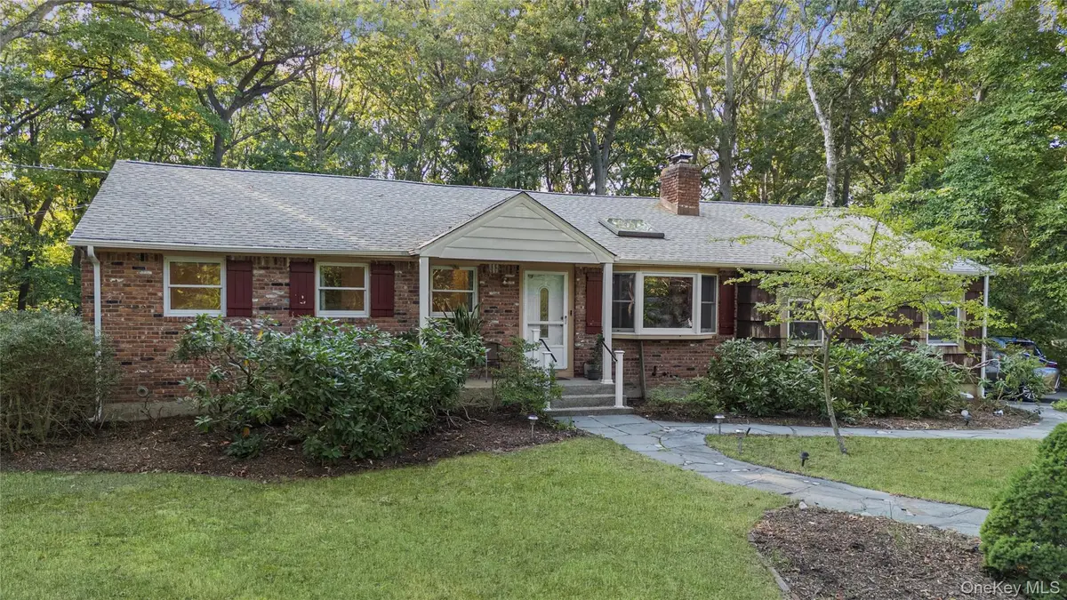 30 Yorktown Road, Setauket, NY 11733 - Image #1