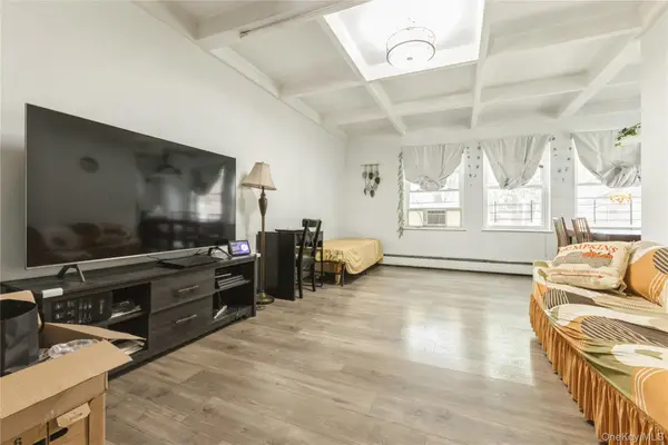 147-57 Charter Road #26D, Briarwood, NY 11435