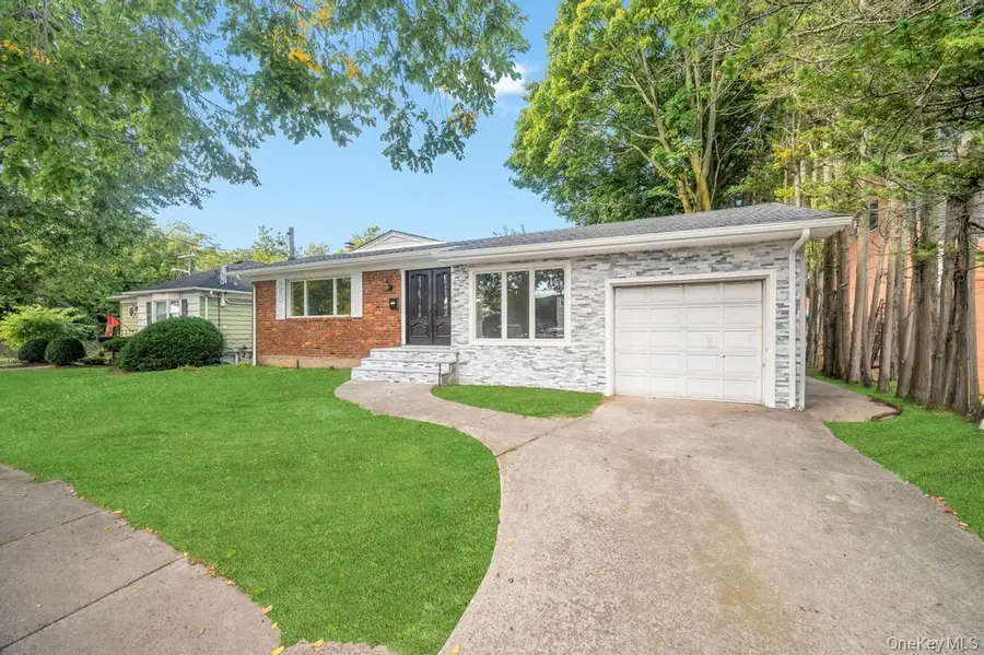 3771 Jerusalem Avenue, Seaford, NY 11783 - Image #3