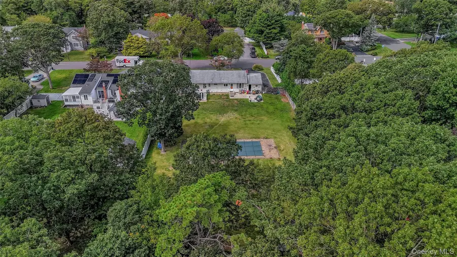 293 Blake Avenue, Bohemia, NY 11716 - Image #3