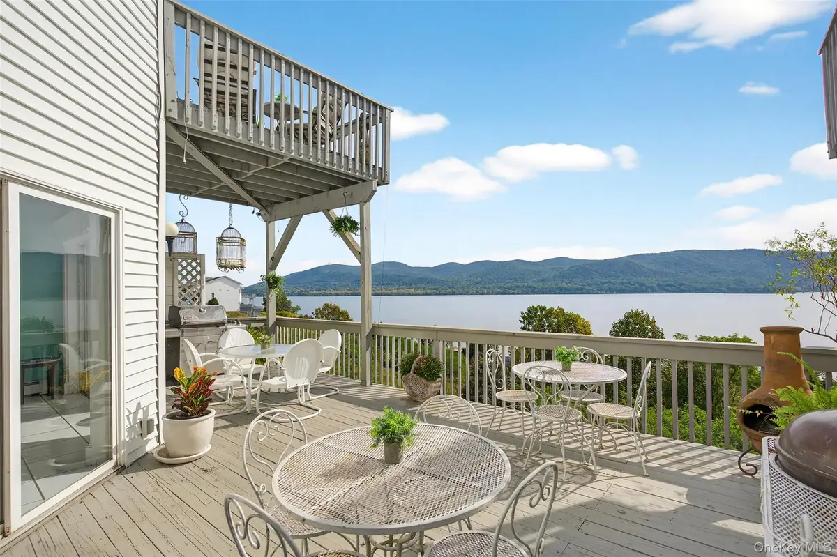 282 Tamerisk Lane, New Windsor, NY 12553 - Image #1