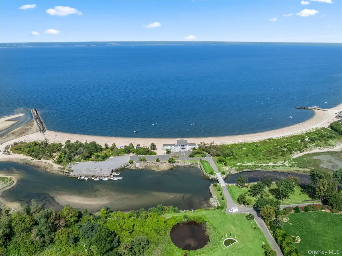 12 Parish Drive, Lattingtown, NY 11560 - Image #1