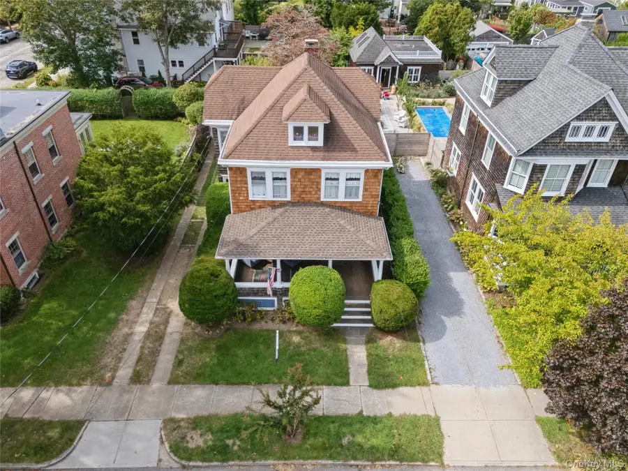 609 1st Street, Greenport, NY 11944 - #2