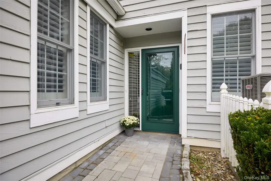 17 Woodlands Drive, Tuxedo Park, NY 10987 - Image #2